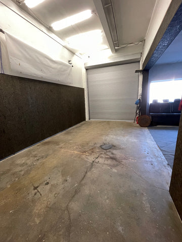 MULTIRAUM-45 / MIETWERKSTATT, FOTOSTUDIO, AUTOAUFBEREITUNG